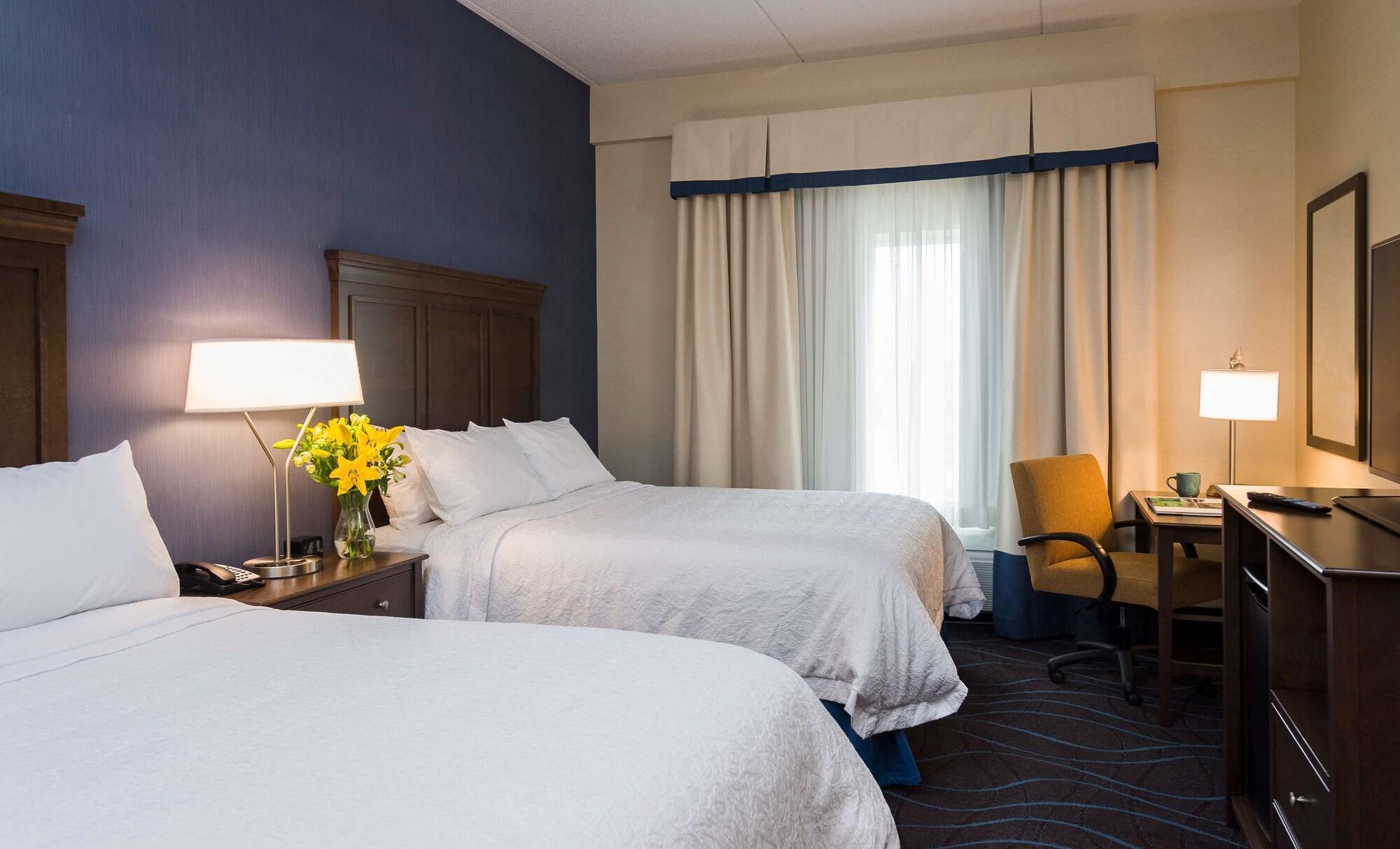 Hampton By Hilton Airport Hotel 3*